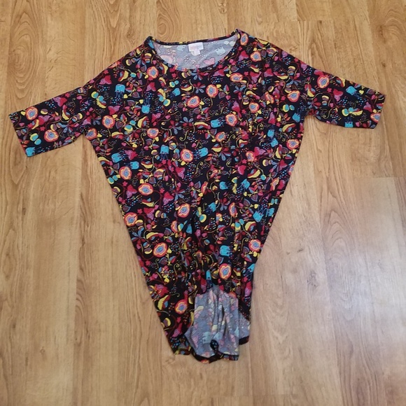 LuLaRoe Tops - Lularoe Irma
